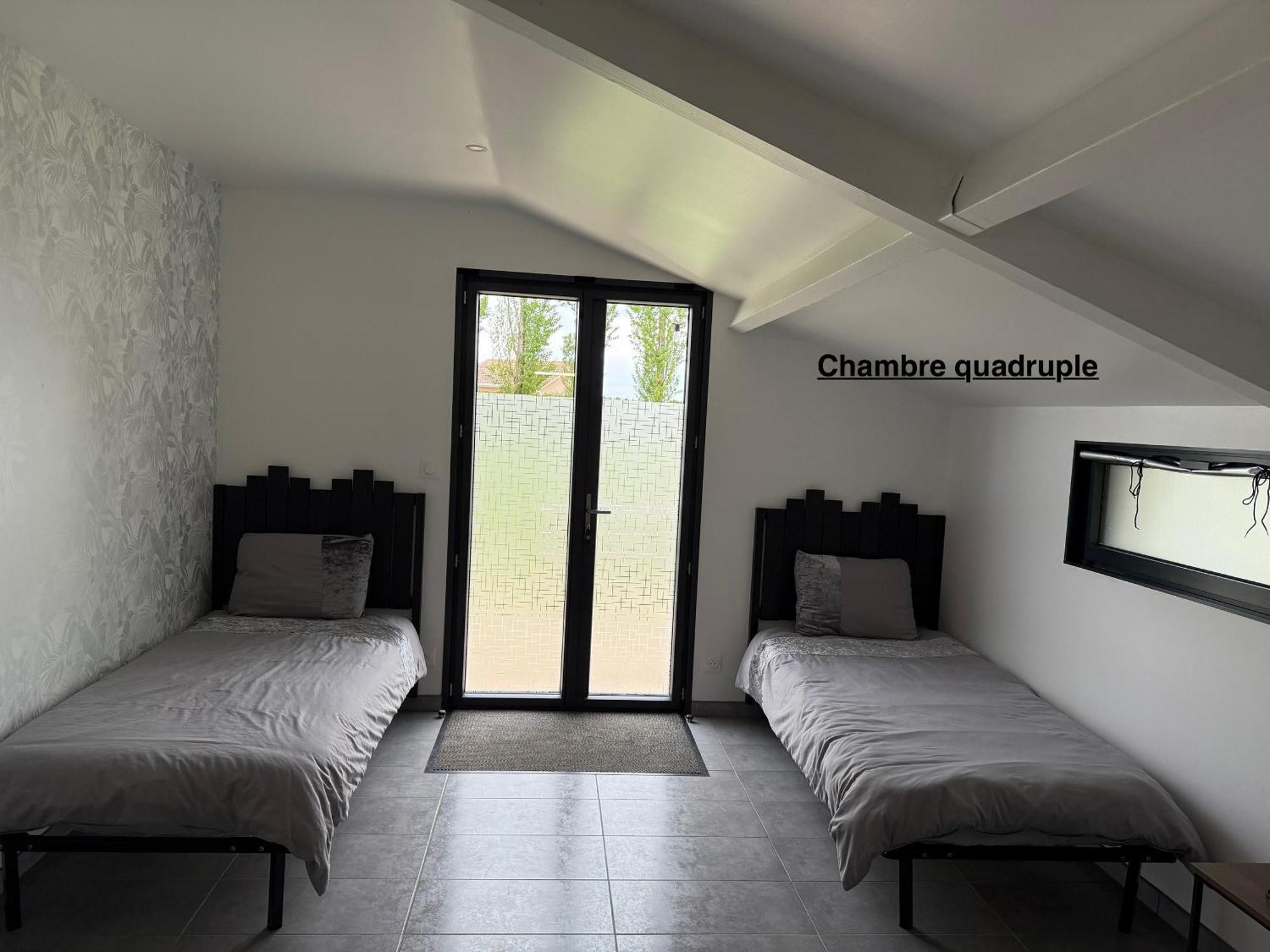 Bed and Breakfast Parc De La Charmille Saint-Etienne-sur-Reyssouze Экстерьер фото